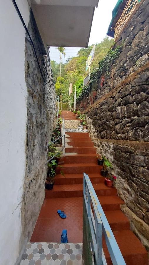 Greenpepperhomestay Munnar Anaviratty Exterior foto