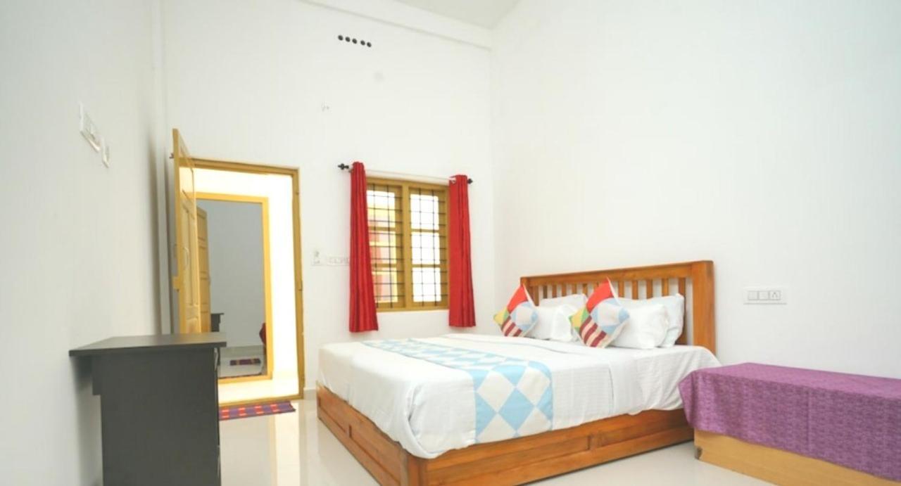Greenpepperhomestay Munnar Anaviratty Exterior foto